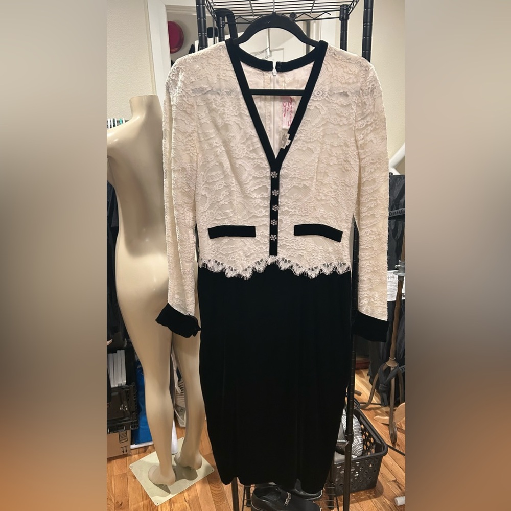 Oscar de la Renta Black and White Lace-Trim Long Sleeve Dress